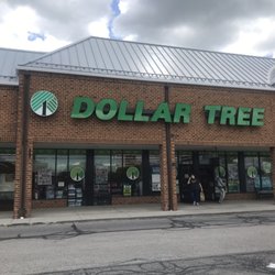 Dollar Tree - Outside -- Saturday, 14 May 2022