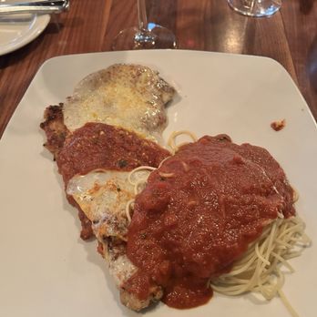 Papa Joe's Iacomini's - Veal Parmigiana - Italian Near Me - Akron, Ohio