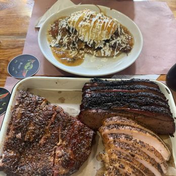 Burnt Bean- Seguin - Casanova (top) Ribs, Brisket, Turkey (bottom) - Barbeque Near Me - Seguin, Texas