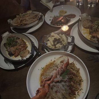 Wren & Wolf - Lobster Tagliatelle, Chicken, Truffle Mac and Cheese, Truffle Fries, and Duck - Cocktail Bars Near Me - Phoenix, Arizona Wren & Wolf - Lobster Tagliatelle, Chicken, Truffle Mac and Cheese, Truffle Fries, and Duck - Cocktail Bars Near Me - Phoenix, Arizona