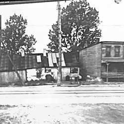 Morton Homestead - Morton Homestead -- early 20th C before it was protected