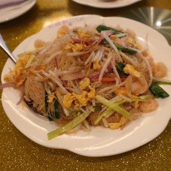 Imperial Restaurant - Lunch special - Singapore style stir fried vermicelli. - Dim Sum Near Me - Chicago, Illinois