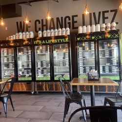 Clean Eatz-Glendale - To go, ready to heat healthy meals.