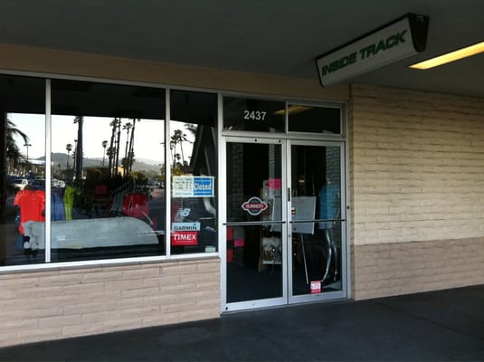 inside track shoe store