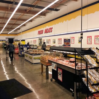 Foodmaxx - Meat department. - Grocery Near Me - Newark, California