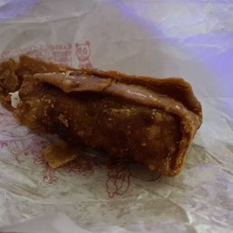 Can someone explain this egg roll?