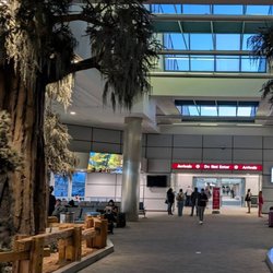 Fresno Yosemite International Airport - FAT
