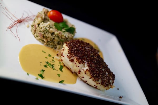 Salar Restaurant and Lounge by null