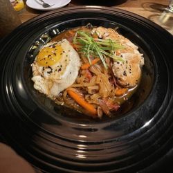 Table 32 - Sesame Chicken Pad Thai