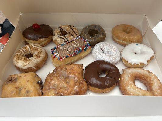 Cardigan Donuts - IDS Center by null