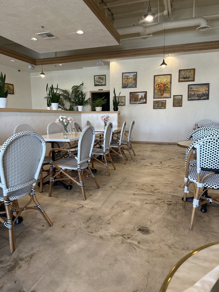 Novella Italian Kitchen - Photo 2