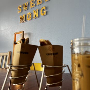 Sweet Mong - Korean sweet pancakes (hotteok) - Coffee & Tea Near Me - Las Vegas, Nevada Sweet Mong - Korean sweet pancakes (hotteok) - Coffee & Tea Near Me - Las Vegas, Nevada