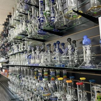 Four Locos Vape & Smoke - Glass - Vape Shops Near Me - Irving, Texas Four Locos Vape & Smoke - Glass - Vape Shops Near Me - Irving, Texas