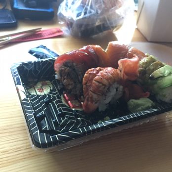 Imperial Palace - Rainbow roll, so delicious, little pricey for the quantity but so good, was worth it - Chinese Near Me - North Woodstock, New Hampshire