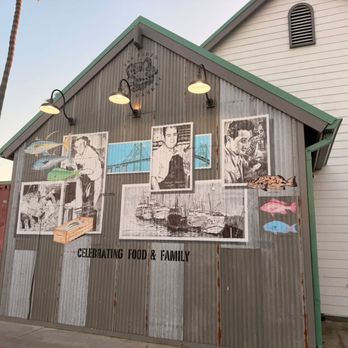 San Pedro Fish Market - Long Beach - Seafood Near Me - Long Beach, California San Pedro Fish Market - Long Beach - Seafood Near Me - Long Beach, California