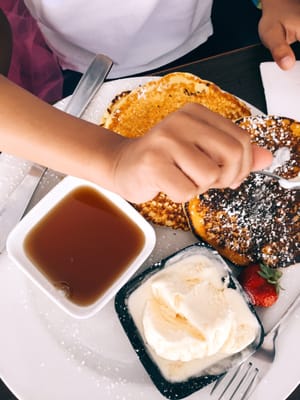 Port Bar Restaurant by null