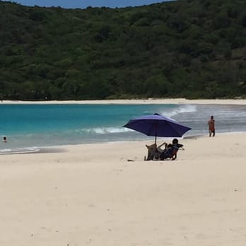 Flamenco Beach - Looking to the right... - Beaches Near Me