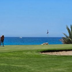 Cabo Real Golf Course - Putting by the sea.