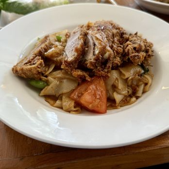 Mum Mum Restaurant - N3 DRUNKEN NOODLES with crispy duck - Thai Near Me - Manassas, Virginia Mum Mum Restaurant - N3 DRUNKEN NOODLES with crispy duck - Thai Near Me - Manassas, Virginia