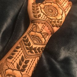 Gonzsquared henna