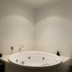Montecito - Spa bath