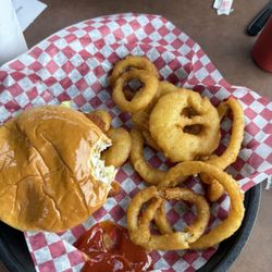 Besto - Fish sandwich and fries