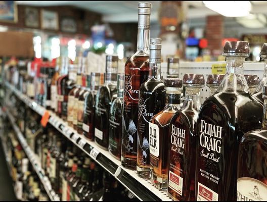 LIQUOR LOCKER Updated April 2025 21 Photos 14 Reviews 3872 Red