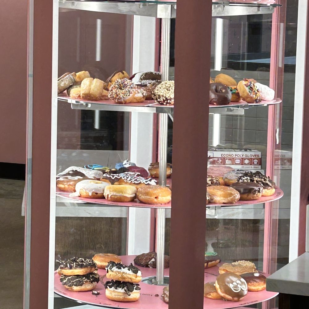 Voodoo Doughnut - lots of donuts for your friends and family. - Donuts Near Me - Chicago, Illinois Voodoo Doughnut - lots of donuts for your friends and family. - Donuts Near Me - Chicago, Illinois