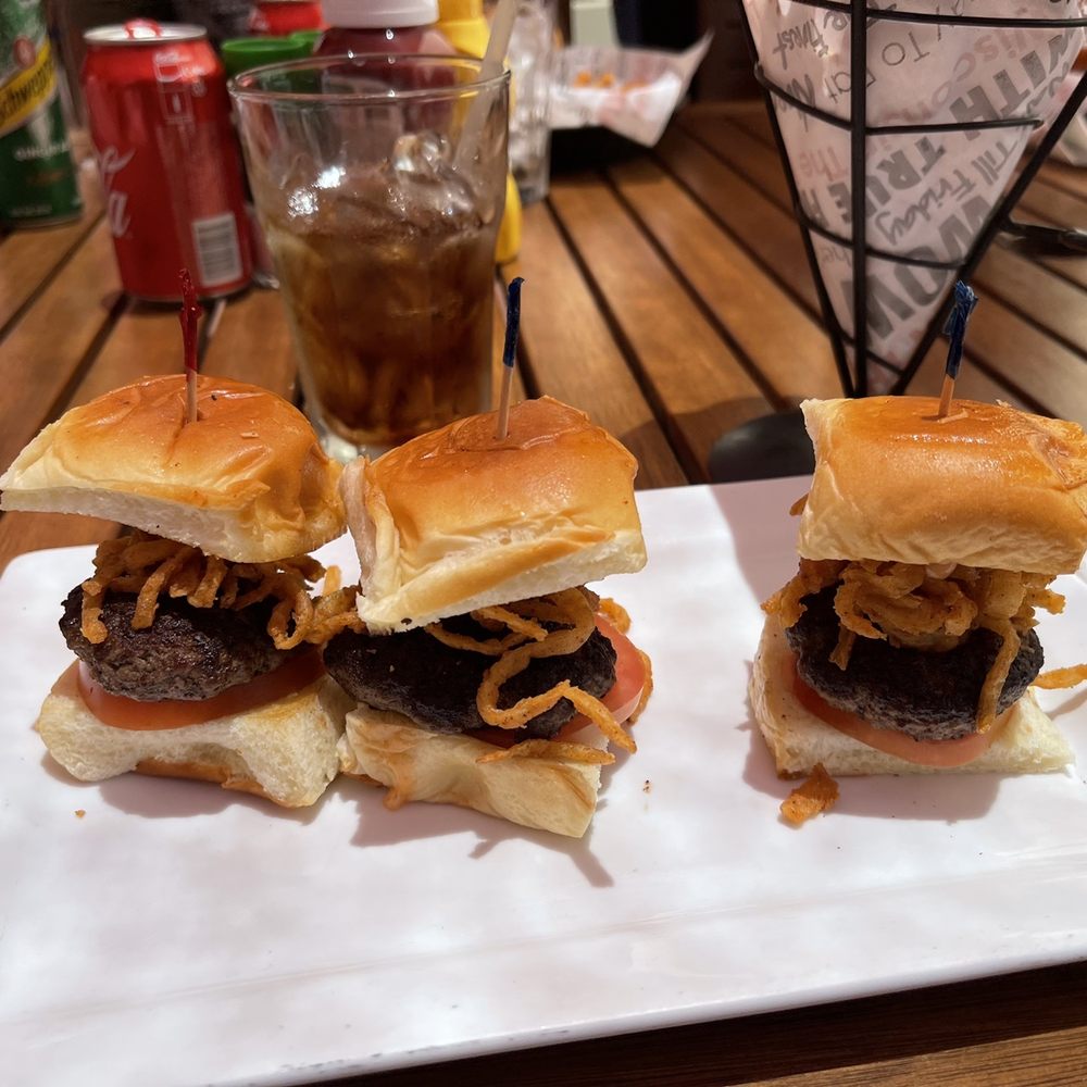 Wtf  Burger Bar - Sliders - American Near Me - Cabo San Lucas, BCS