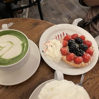 Martha’s Country Bakery - Mixed Fruit Tart, matcha latte - Bakeries Near Me - Forest Hills, New York