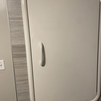 Float Forty One - Two person float chamber - Float Spa Near Me - West hartford, Connecticut
