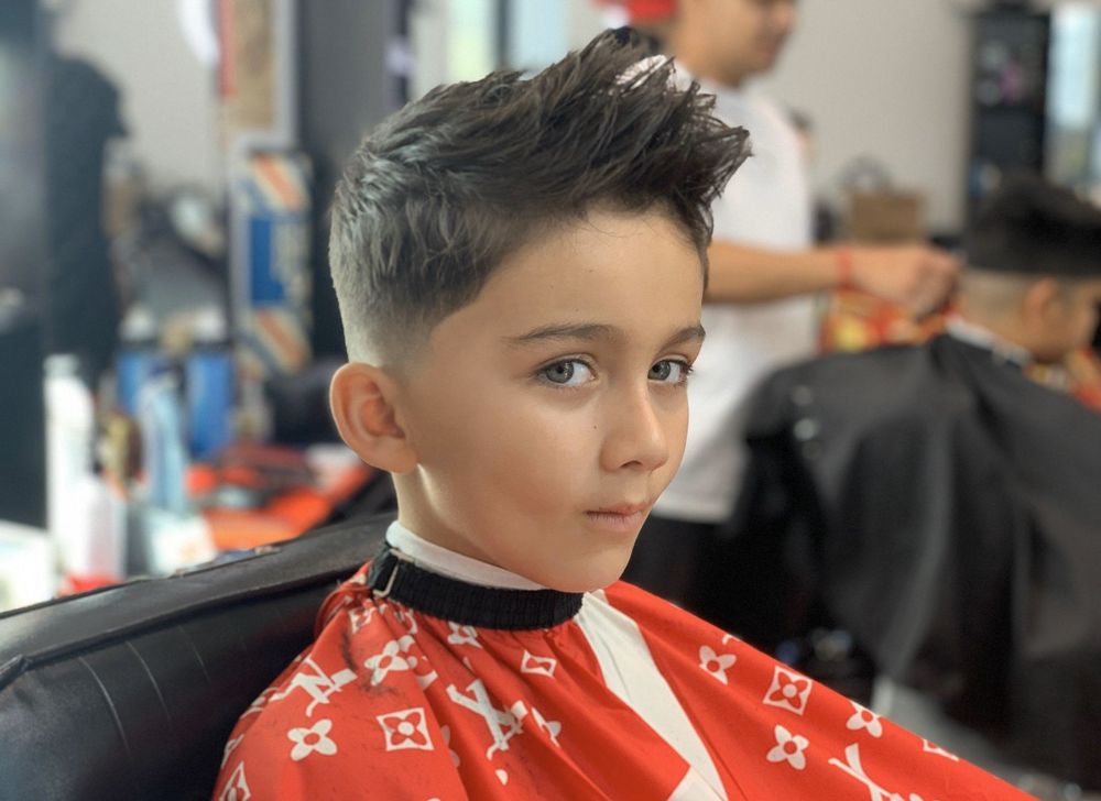 Edge Barbershop Logo