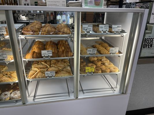 Colonial Donuts by null