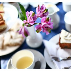 The Old Cottage Tea Rooms & Restaurant - http://www.flickr.com/photos/ieatstars/3454594051/