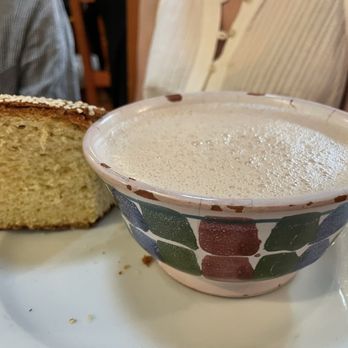 El Milenario - Chocolate de leche con pan - Mexican Near Me - Santa María del Tule, OAX El Milenario - Chocolate de leche con pan - Mexican Near Me - Santa María del Tule, OAX
