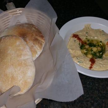 Zeta's Grill - Hummus with fresh warm pita - Mediterranean Near Me - Avondale, Arizona