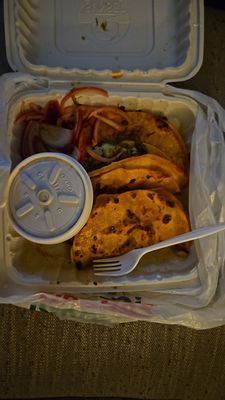 Taqueria Hecho en México by null