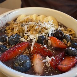 Black Water Bakery - Açaí bowl