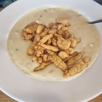 The Chowder Barge - Seafood Near Me - Wilmington, California