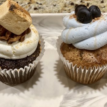 LuLi's Cupcakes & Bakery - S'mores, blueberry French toast - Desserts Near Me - St. Augustine, Florida LuLi's Cupcakes & Bakery - S'mores, blueberry French toast - Desserts Near Me - St. Augustine, Florida