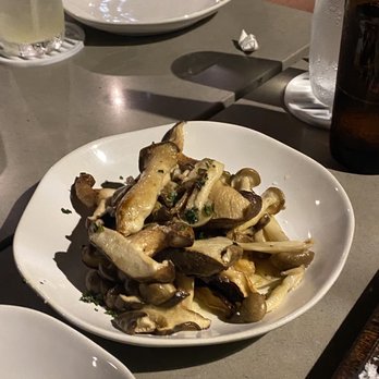 The Cutlery - Mushroom medley - Steakhouses Near Me - Honolulu, Hawaii