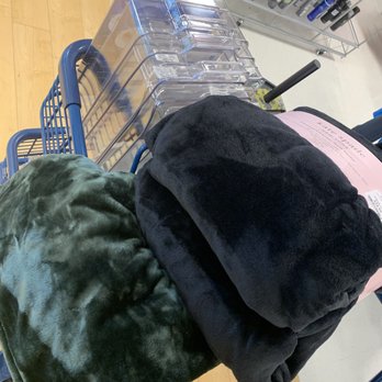 Marshalls Homegoods - The fluffiest throws! - Department Stores Near Me - Reno, Nevada Marshalls Homegoods - The fluffiest throws! - Department Stores Near Me - Reno, Nevada