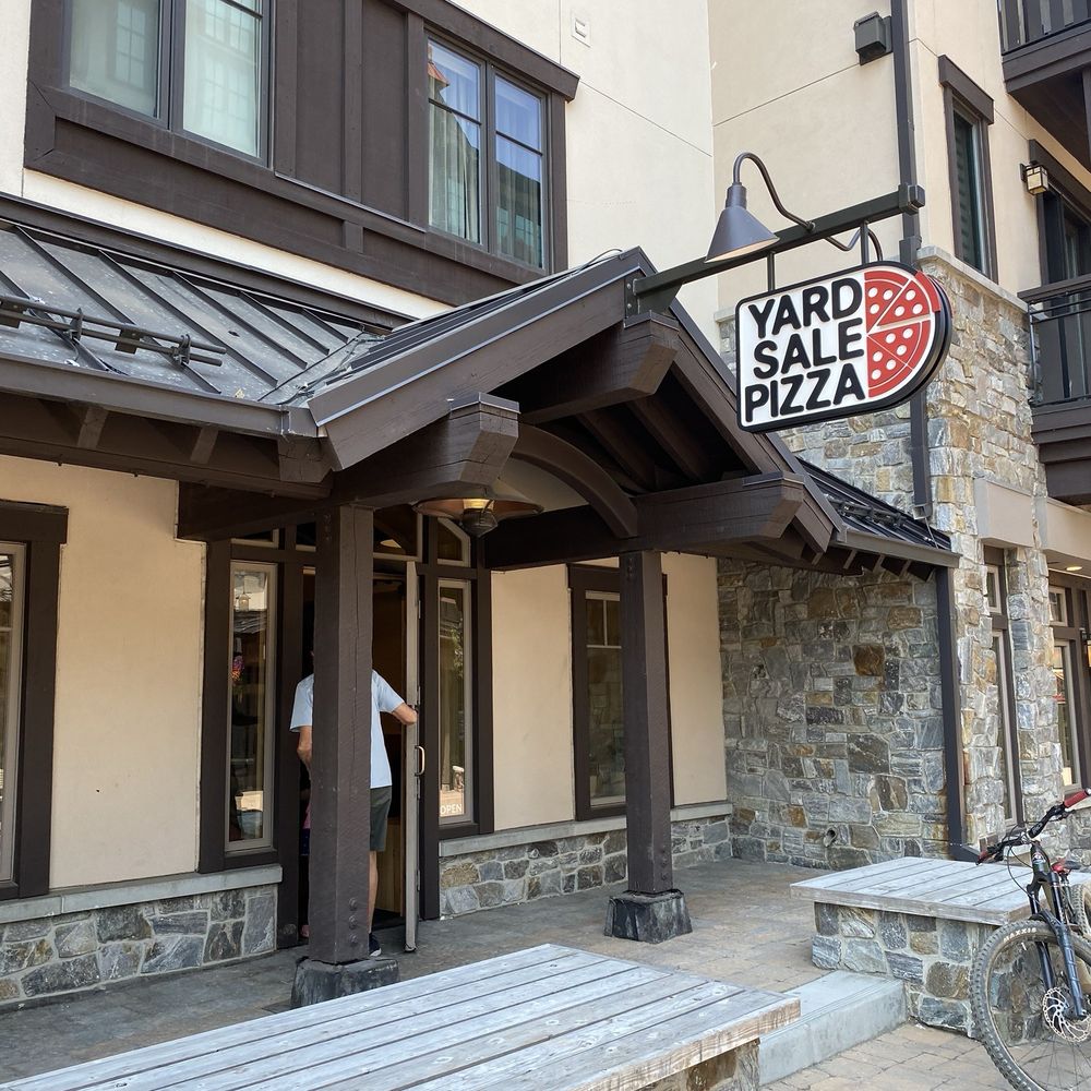 Crusty's Pizza - Outside - Pizza Near Me - Tamarack, Idaho