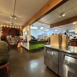 Sol Food Mill Valley - Inside
