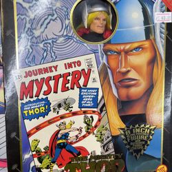 Rocky's Comics