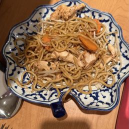 Chicken Lo Mein