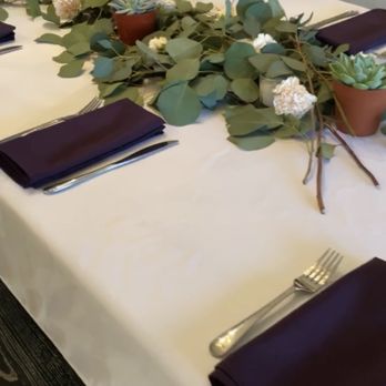 Cuisine Privé - Table setting with linens and flatware - Caterers Near Me - Scottsdale, Arizona Cuisine Privé - Table setting with linens and flatware - Caterers Near Me - Scottsdale, Arizona