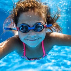 Flomotion Aquatics - Water confidence is life confidence!