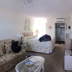 Continental Inn - Panorama of the room