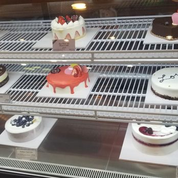 Paris Baguette - Cakes - Bakeries Near Me - Niles, Illinois Paris Baguette - Cakes - Bakeries Near Me - Niles, Illinois